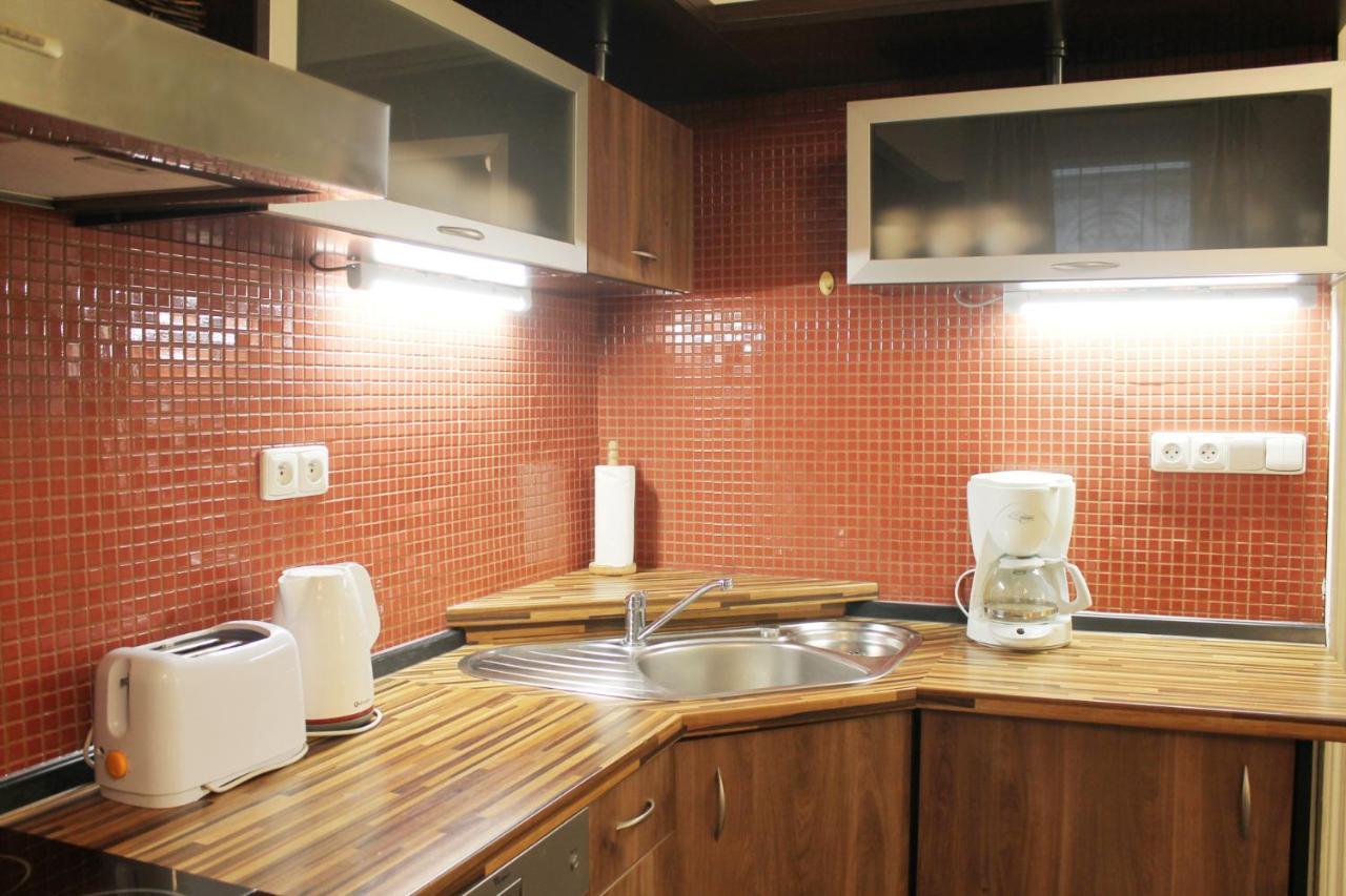 Modern Apartment Ve Smeckach 28 Praga Zewnętrze zdjęcie